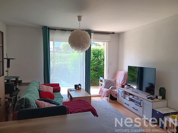 Appartement de type 2, place de parking et garage à proximité du bourg de Pluneret