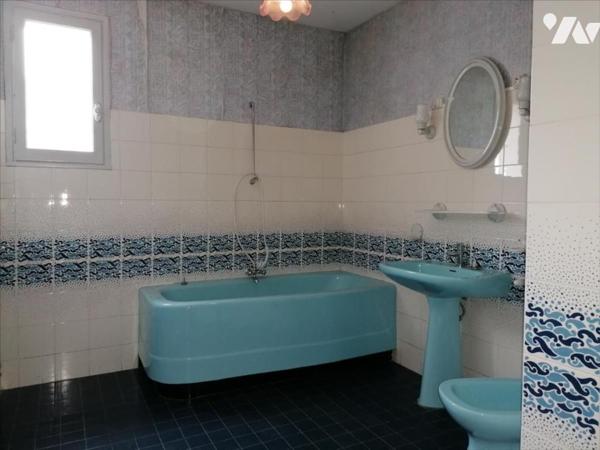 PAVILLON SUR SOUS-SOL