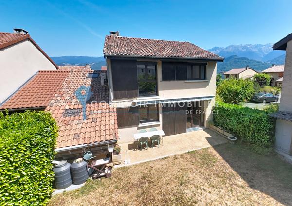 Maison 4 pièce(s) 3 chambre(s) 108 m²
