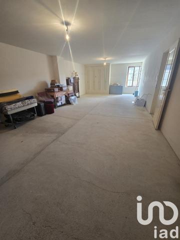 Maison 11 pièces de 272 m² à Dormans (51700)