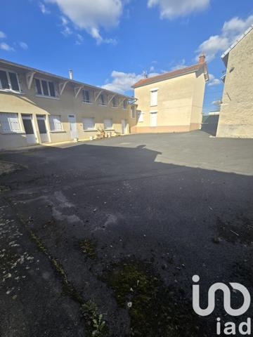 Maison 11 pièces de 272 m² à Dormans (51700)