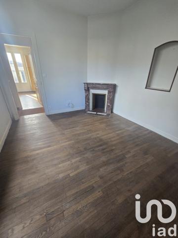 Maison 11 pièces de 272 m² à Dormans (51700)