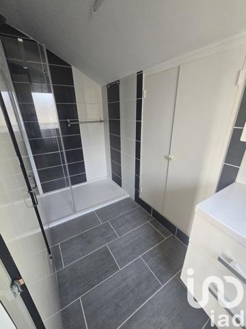 Maison 11 pièces de 272 m² à Dormans (51700)