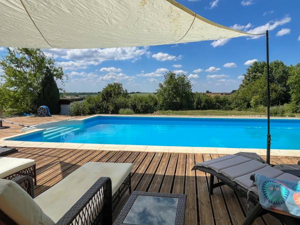 Maison à vendre à Chef-Boutonne (79110) - Deux-Sèvres