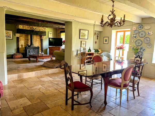 Maison à vendre à Chef-Boutonne (79110) - Deux-Sèvres