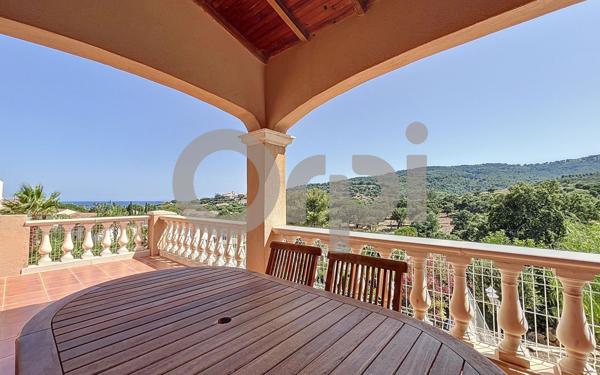 Maison à vendre    6 pièces • 178 m2 Les Issambres - Roquebrune-sur-Argens