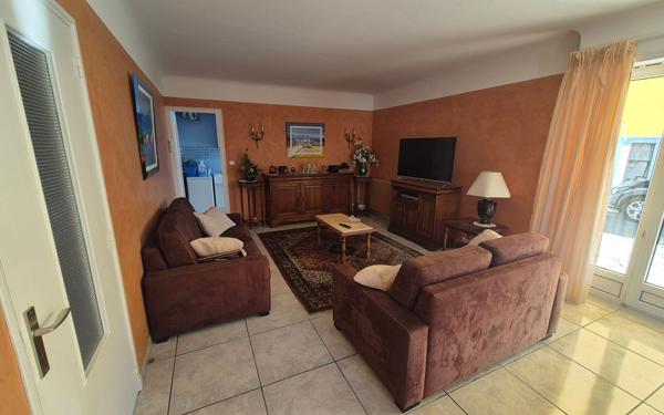 Maison à vendre    5 pièces • 193 m2 Boucau