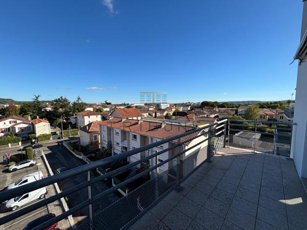 Appartement 4 pièce(s) 3 chambre(s) 133.5 m²