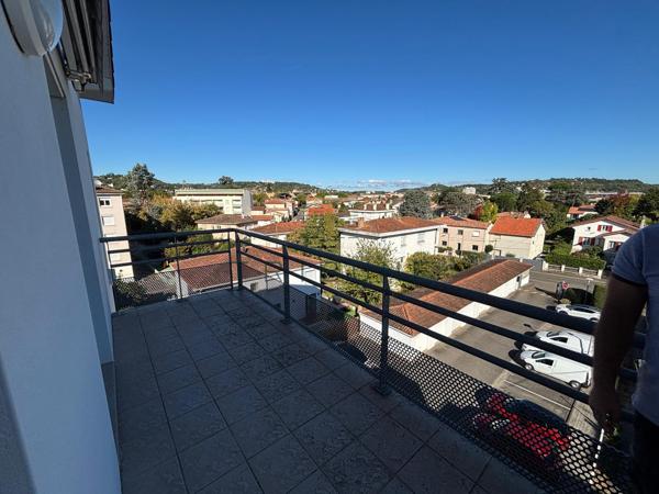 Appartement 4 pièce(s) 3 chambre(s) 133.5 m²