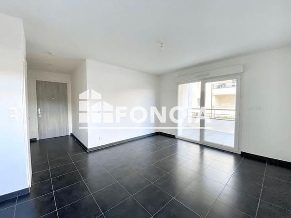 Location Studio 28.36 m² - 213 RUE DES HIRONDELLES Valleiry 74520