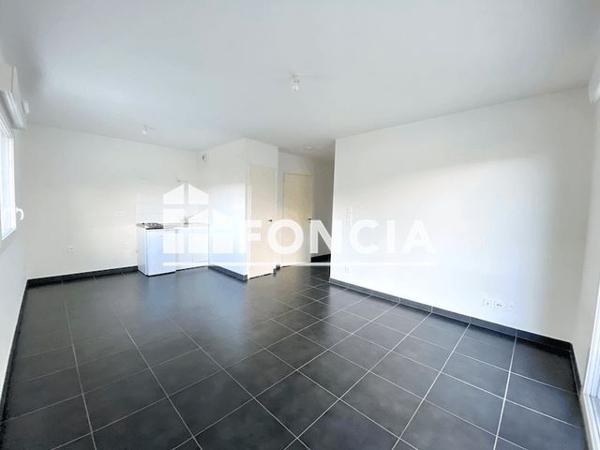 Location Studio 28.36 m² - 213 RUE DES HIRONDELLES Valleiry 74520