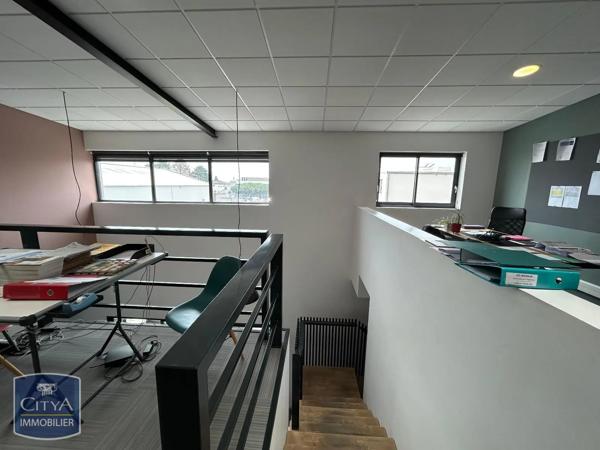 Local commercial à louer 220m² Périgny (17180)