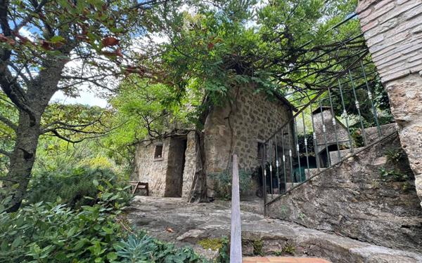 Maison à vendre    5 pièces •  Molières-sur-Cèze