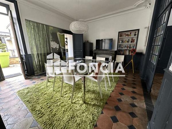 À vendre Maison 9 pièces 241 m² - Le Mans 72000
