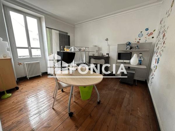 À vendre Maison 9 pièces 241 m² - Le Mans 72000