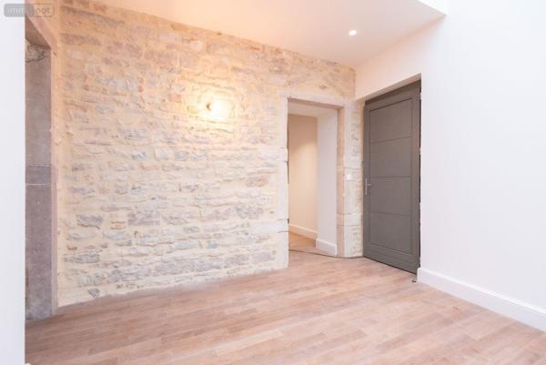Appartement rénové à vendre à Mâcon en Saône-et-Loire (71000), ref : 13779/908   
CENTRE