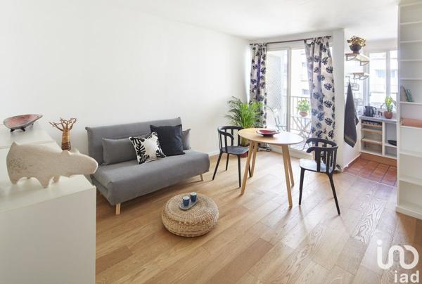 Appartement 1 pièce de 34 m² à Paris (75020)
