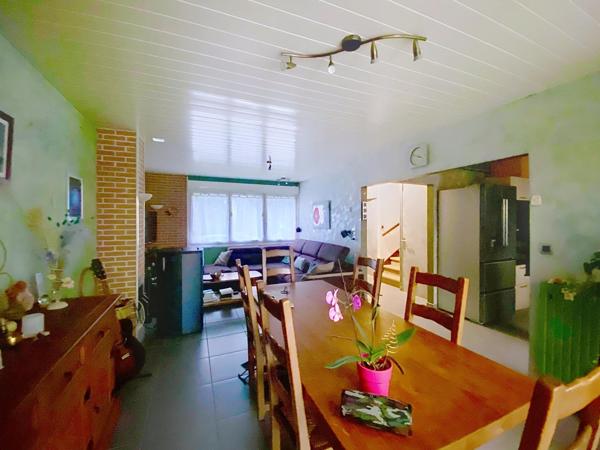 MAISON SEMI-INDIVIDUELLE AVEC GARAGE