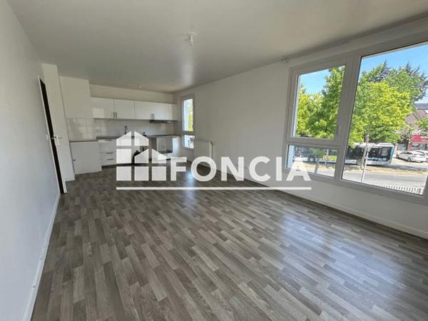 Location Appartement 3 pièces 62.6 m² - 76 AVENUE SALVADOR ALLENDE Champigny-sur-marne 94500