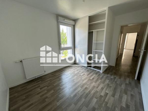 Location Appartement 3 pièces 62.6 m² - 76 AVENUE SALVADOR ALLENDE Champigny-sur-marne 94500