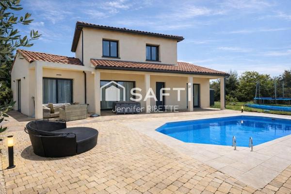 Villa contemporaine - 70 m² pièce de vie - 4 ch