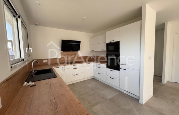 Maison plain-pied Spacieuse et lumineuse