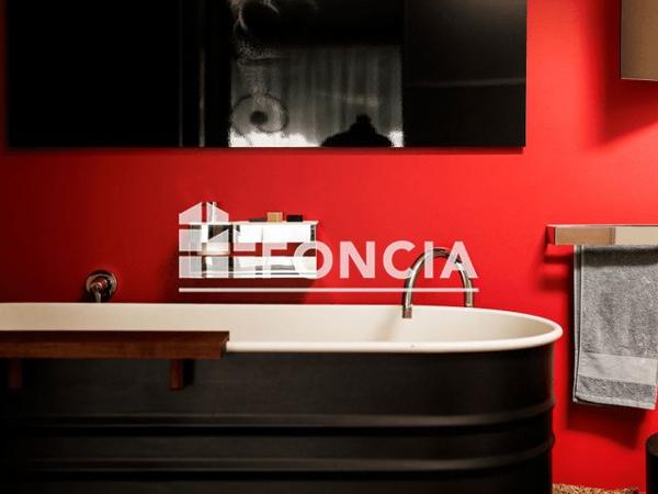 À vendre Maison 8 pièces 330 m² - Grenoble 38100