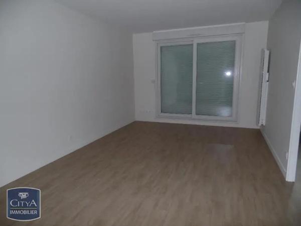 Appartement à louer 2 pièces 41.09m² Armentières (59280)