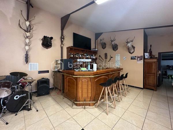 Local d'activité de 300 m²