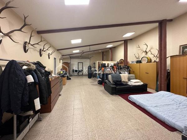 Local d'activité de 300 m²