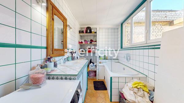 Immeuble - 164 m² Exclusivité efficity