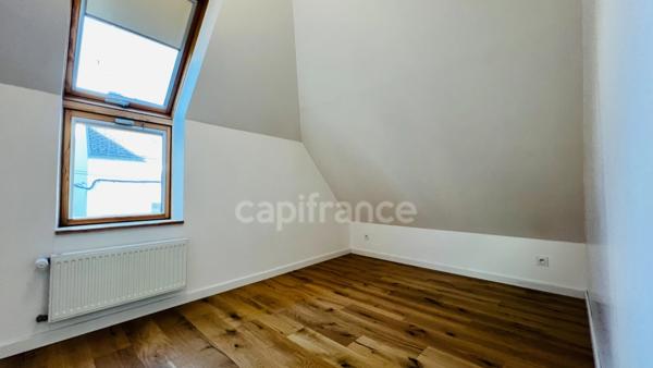 Quimper (29) - Maison centre ville de 75,21 m² habitable - 124 m² utiles - Terrasse - Double garage.