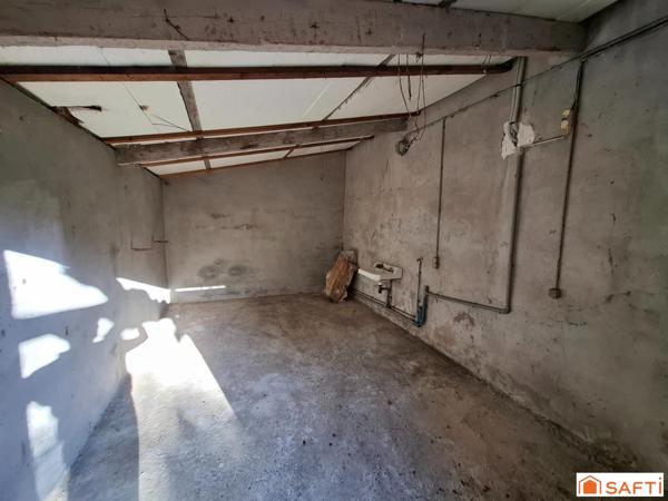 Maison 4 pièces 70m2 à rénover, 2000m2 de terrain