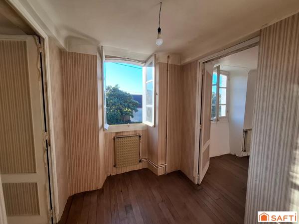 Maison 4 pièces 70m2 à rénover, 2000m2 de terrain