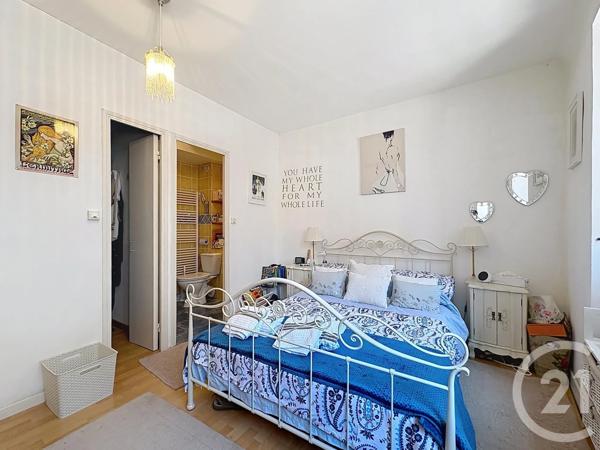 Maison à vendre  7 pièces - 233,70 m 2   ARLES SUR TECH  - 66