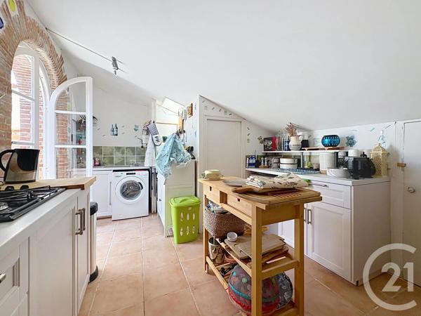 Maison à vendre  7 pièces - 233,70 m 2   ARLES SUR TECH  - 66
