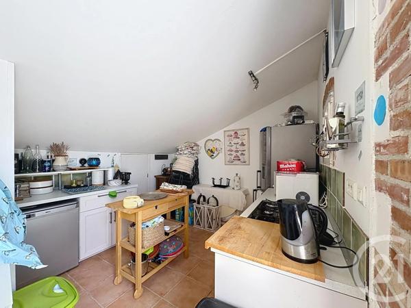 Maison à vendre  7 pièces - 233,70 m 2   ARLES SUR TECH  - 66