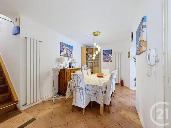Maison à vendre  7 pièces - 233,70 m 2   ARLES SUR TECH  - 66