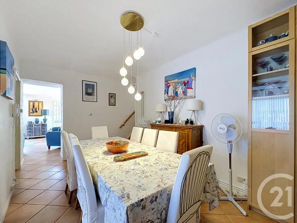 Maison à vendre  7 pièces - 233,70 m 2   ARLES SUR TECH  - 66