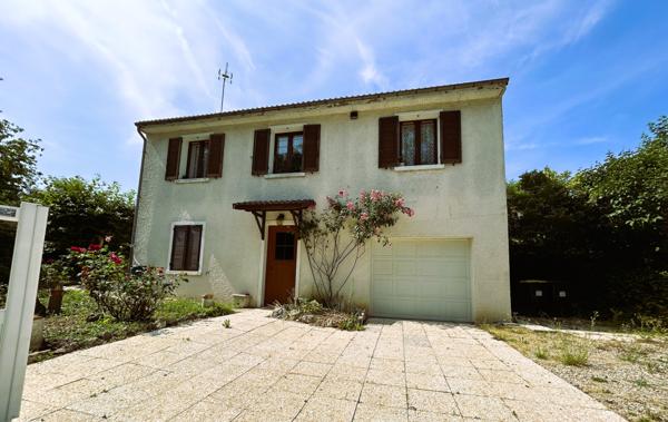 Villiers-sur-Morin (77580) Maison élevée sur sous-sol total hors sol, 3 chambres