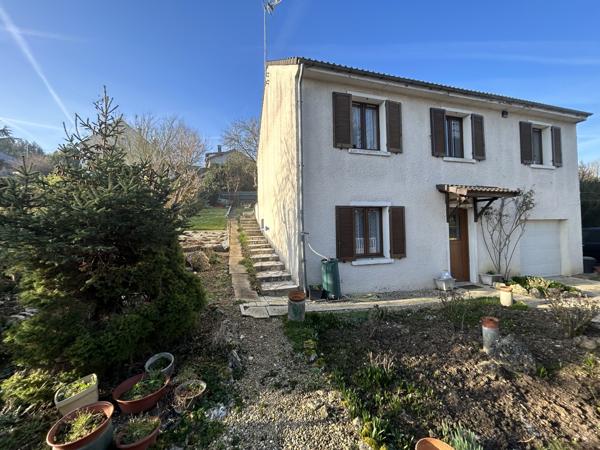 Villiers-sur-Morin (77580) Maison élevée sur sous-sol total hors sol, 3 chambres