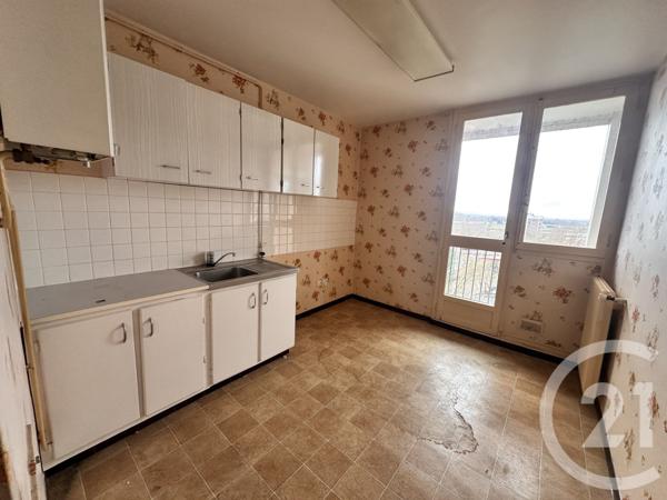 Appartement F3 Bis à vendre  3 pièces - 72 m2 NEVERS - 58