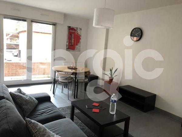 Location 2 Pieces 45 59800 Lille 07 0149 05 0224