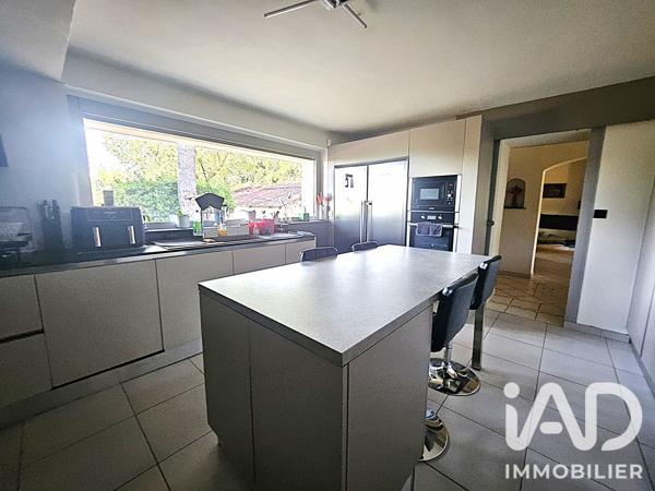 Maison à vendre 5 pièces 167 m² Le Luc