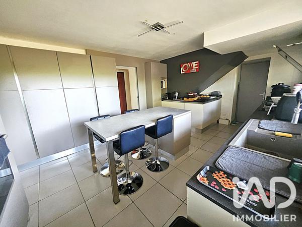 Maison à vendre 5 pièces 167 m² Le Luc