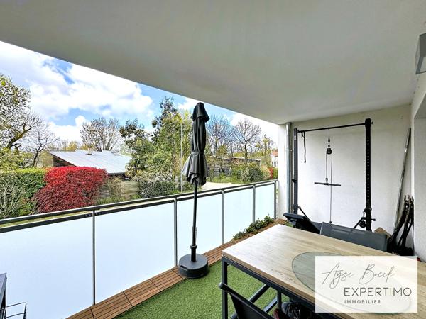 Sérézin-du-Rhône (69360) A vendre appartement T3 récent avec ascenseur, balcon, garage et stationnement privatif – Résidence sécurisée