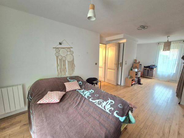 Maison 5 pièces sous sol total, une vie de plain pied