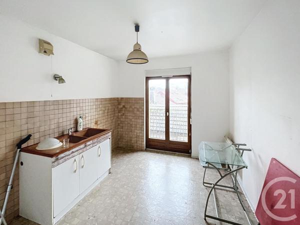 Appartement F4 à vendre  4 pièces - 99,50 m2 REMIREMONT - 88