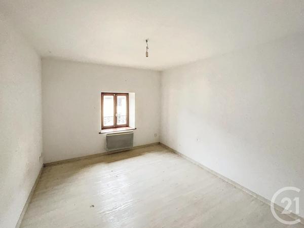 Appartement F4 à vendre  4 pièces - 99,50 m2 REMIREMONT - 88