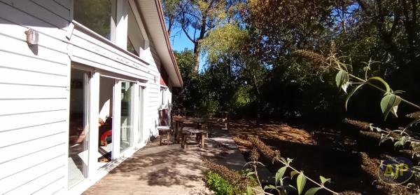 Maison à vendre Lege Cap Ferret - 4 pièces, 110m² avec 3 chambre(s) à 452 000€ - AJP Immobilier Lège-Cap-Ferret